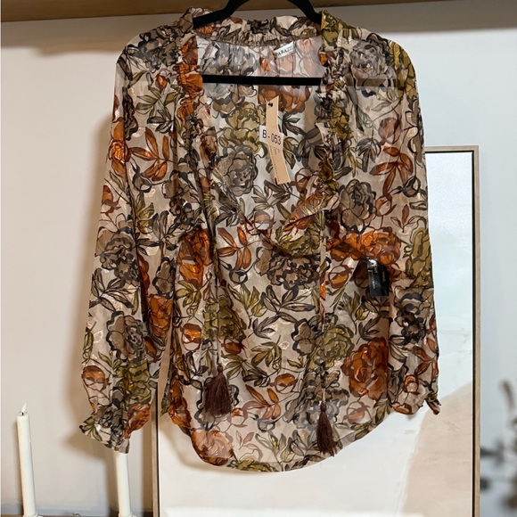 paparazzi Tops - NWT Paparazzi Sheer Floral V Neck Blouse With Metallic Gold Accents and Tassels